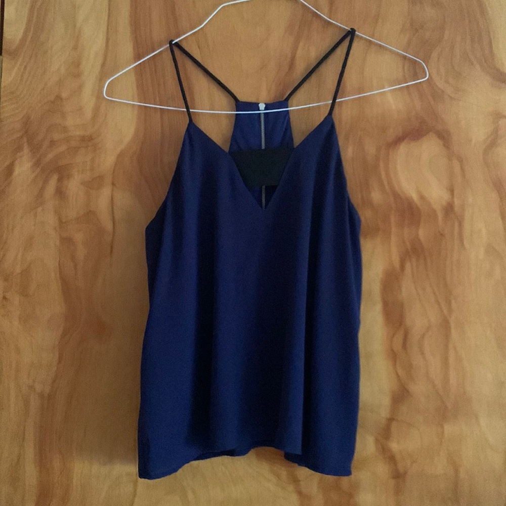 Express keyhole tank